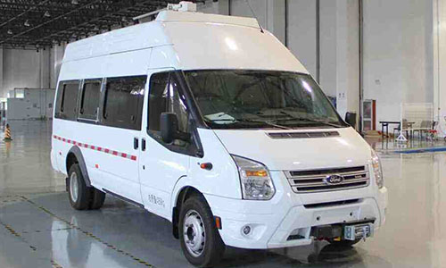 1533622129446499.jpg 通信指挥车.jpg